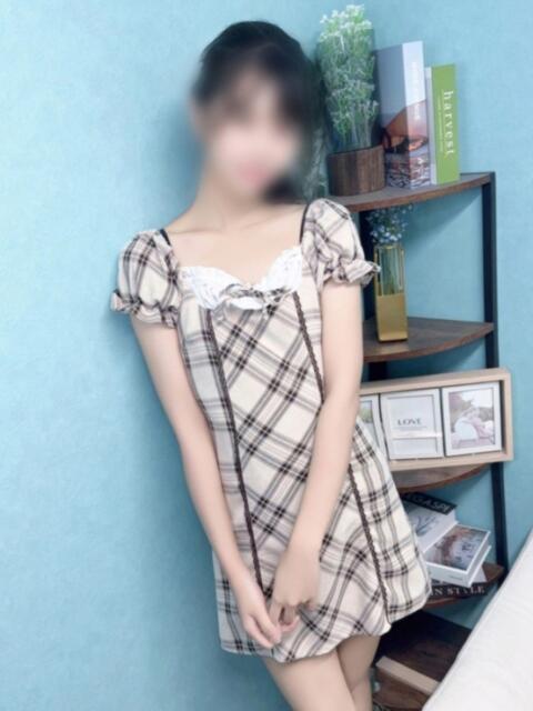 あや 横浜ひよこ倶楽部（素人系夜這いイメクラ）