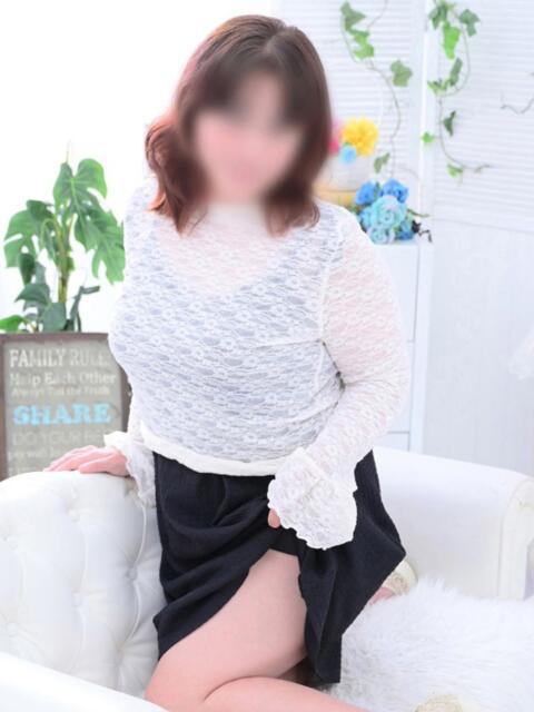 さとみ 完熟ばなな川崎（熟女デリヘル）