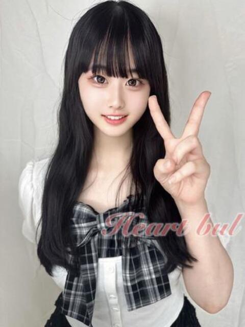 すず【アイドル顔負け】 はぁとぶる(デリヘル)
