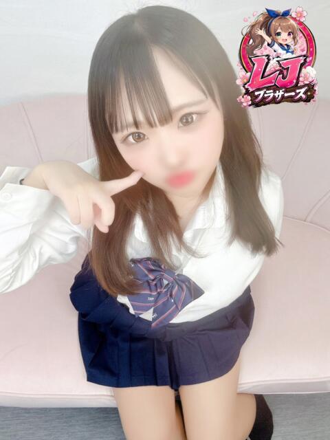 るりあ 18歳激カワ素人美女☆ L＆Jブラザーズ（デリヘル）
