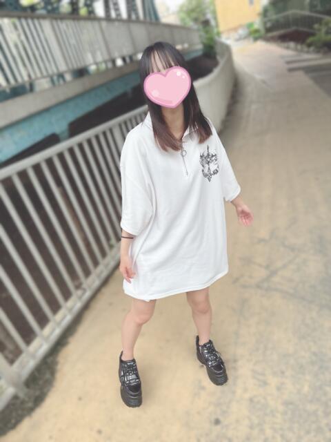 体験入店りる『真性激ロリ!リフレ完全未経験の天真爛漫にはまりすぎ注意!』 錦糸町派遣型JKリフレガチあい(派遣リフレ)