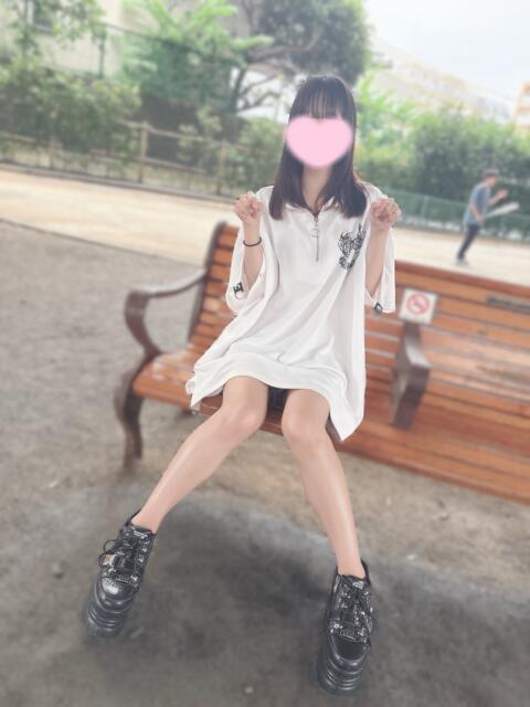 体験入店りる『真性激ロリ!リフレ完全未経験の天真爛漫にはまりすぎ注意!』 錦糸町派遣型JKリフレガチあい(派遣リフレ)