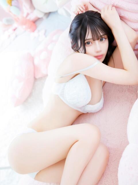 らら E+アイドルスクール新宿・歌舞伎町店（デリヘル）