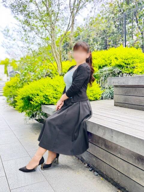 浜田なぎさ こあくまな熟女たち 金沢店(KOAKUMAグループ)(人妻・熟女デリヘル)