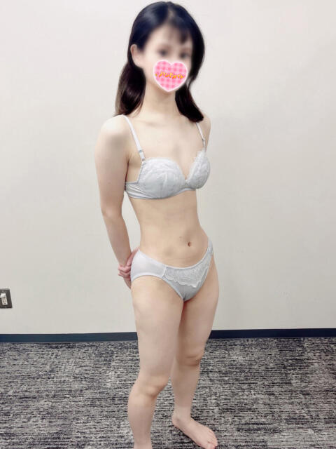 ちえ 神田ハンドメイド（美少女手コキ専門店）