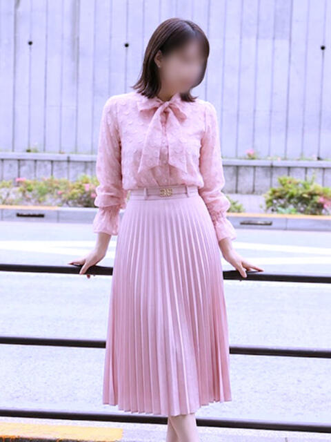 友美香 ミセスラウンジ東京（人妻系デリヘル）