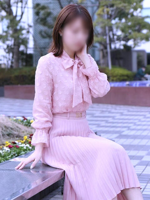 友美香 ミセスラウンジ東京（人妻系デリヘル）