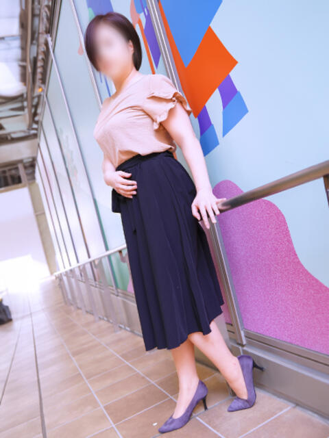 朋佳 ミセスラウンジ東京（人妻系デリヘル）
