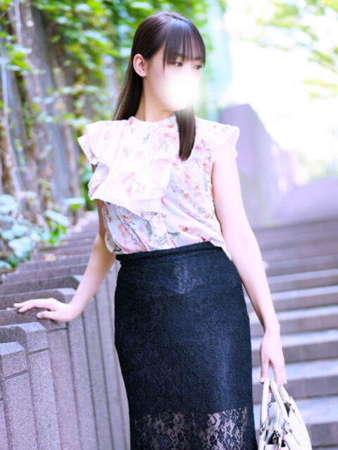 瑞奈 ミセスラウンジ東京(人妻系デリヘル)