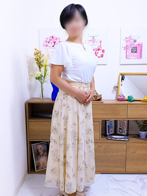 由加 ミセスラウンジ東京(人妻系デリヘル)