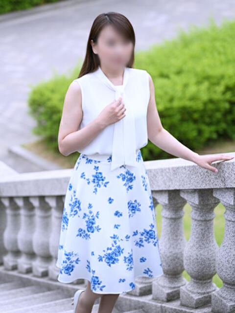 二千翔 ミセスラウンジ東京（人妻系デリヘル）