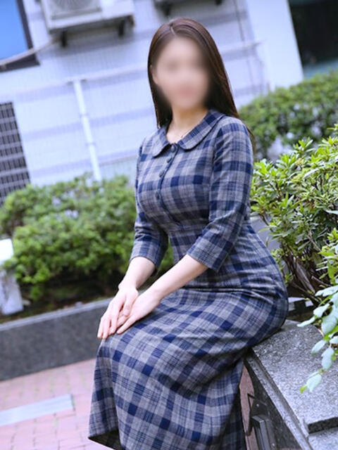 ひなた ミセスラウンジ東京（人妻系デリヘル）