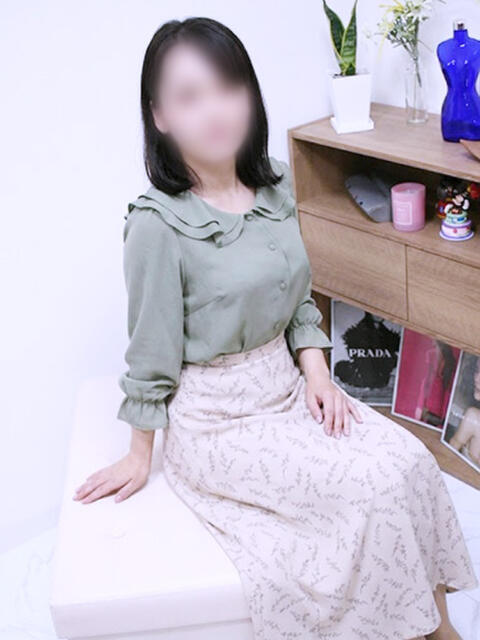 一葉 ミセスラウンジ東京（人妻系デリヘル）