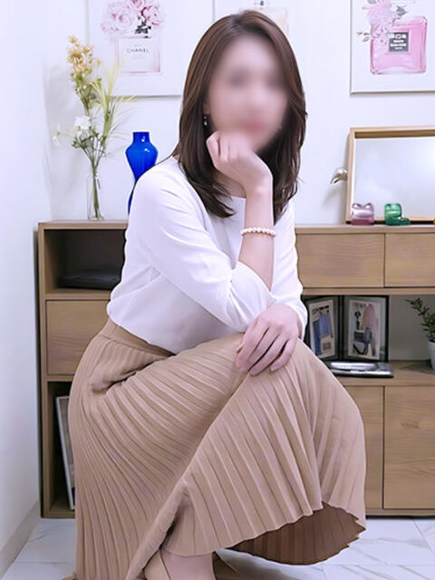 瑞希 ミセスラウンジ東京(人妻系デリヘル)