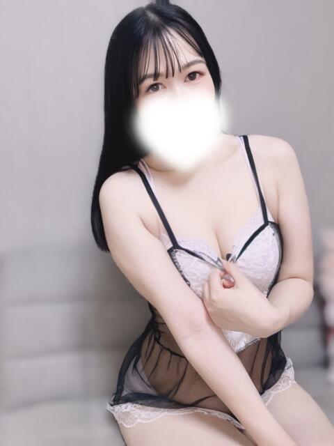 上平　しの ZENITH OSAKA（ゼニス大阪）（【非風俗】メンズエステ）
