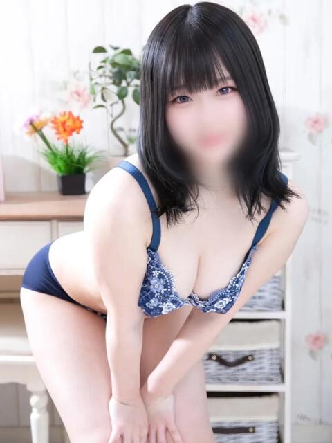 りんか 新宿・本格コスプレ素人アイドル学園イメクラ「新入生」（デリヘル）