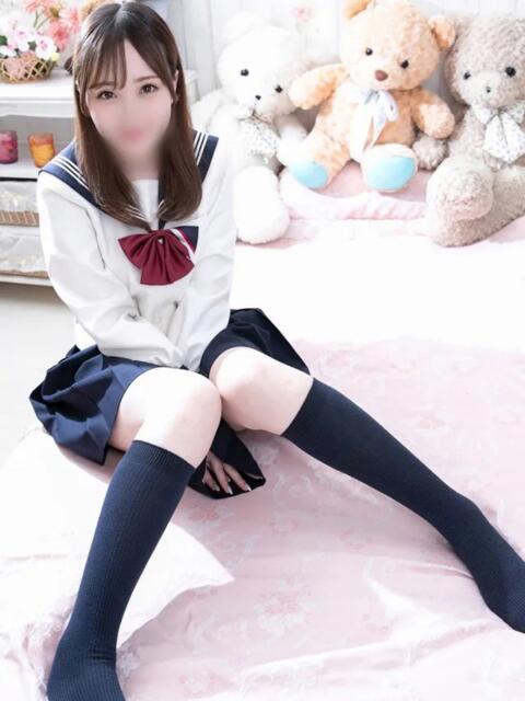 ゆな 新宿・本格コスプレ素人アイドル学園イメクラ「新入生」（デリヘル）