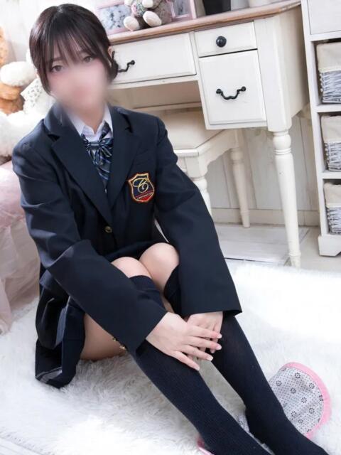 すい 新宿・本格コスプレ素人アイドル学園イメクラ「新入生」(デリヘル)
