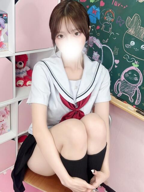 みいな 新宿ハンドメイド(手コキ・オナクラ)