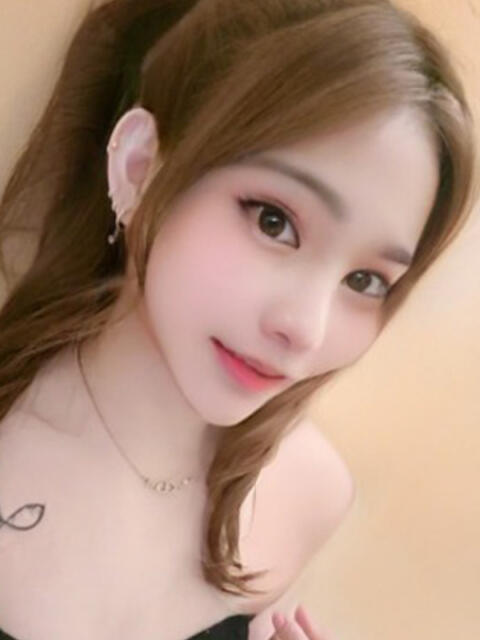 るる 巨乳CLUBミルク（アジアンデリヘル）