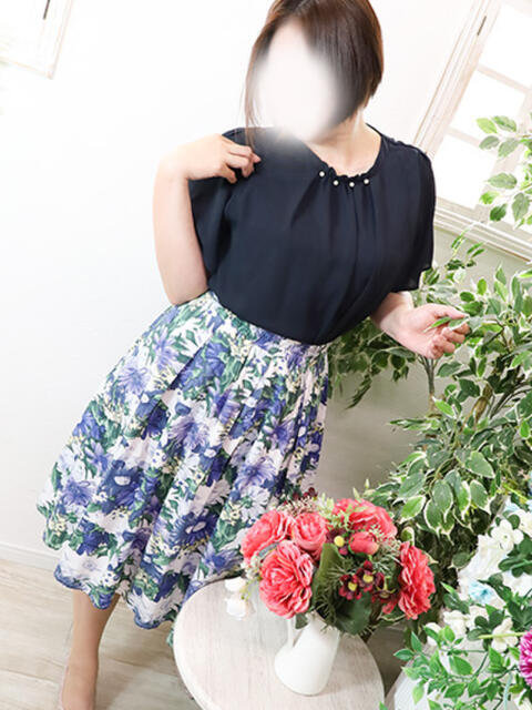 かずき 丸妻 横浜本店(待ち合わせ型人妻デリヘル)