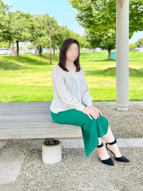野上 ひとみ こあくまな熟女たち 金沢店(KOAKUMAグループ)(人妻・熟女デリヘル)