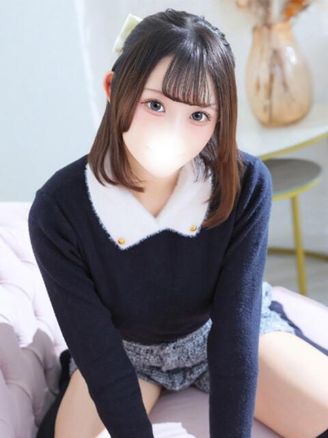 しおり★キス魔の超密着美少女★ Chloe鶯谷・上野店 S級素人清楚系デリヘル（デリヘル）