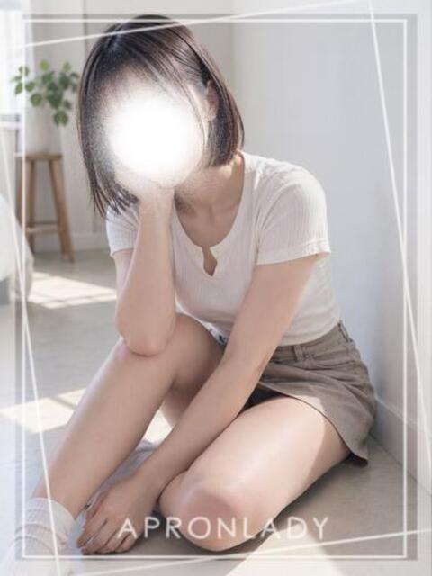 しおり エプロンレディー（デリヘル）
