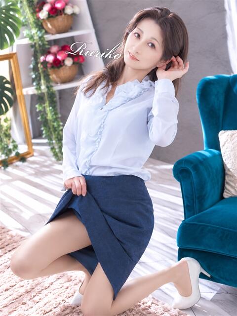 瑠璃子(るりこ) 東金人妻花壇(人妻デリヘル)