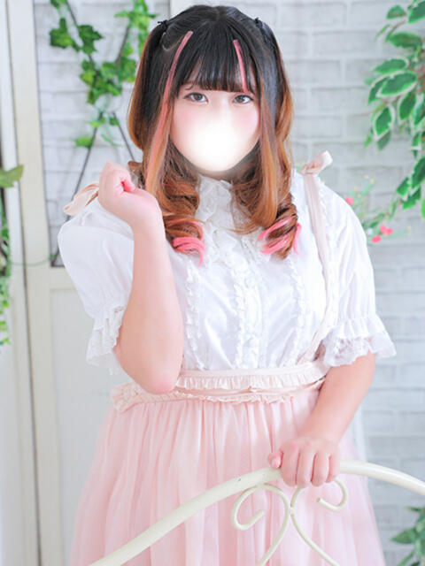 ねね 白いぽっちゃりさん（ぽっちゃり専門ホテヘル）
