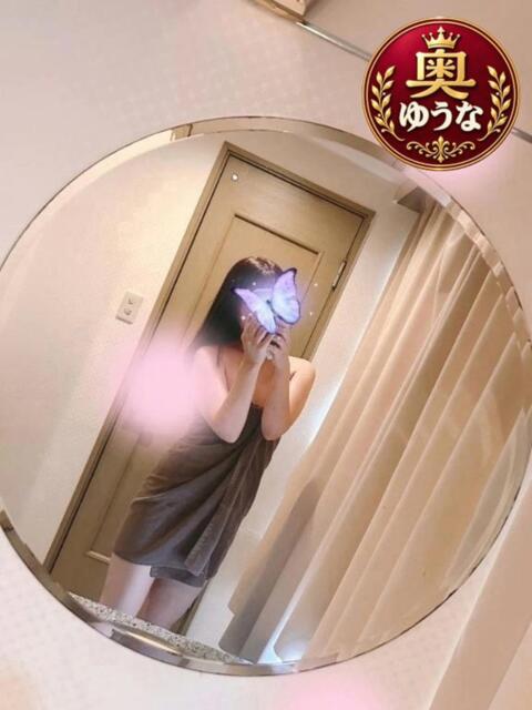 ゆうなさん いけない奥さん 梅田店（人妻ホテヘル＆デリヘル）