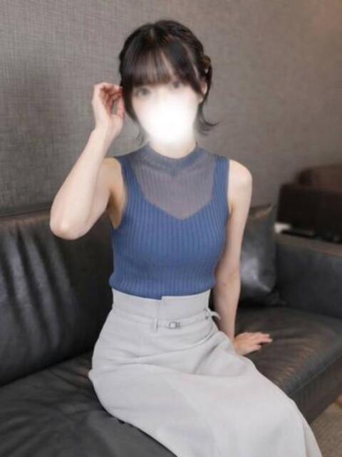 瑠奈【ルナ】 福井人妻営業所（人妻系デリヘル）