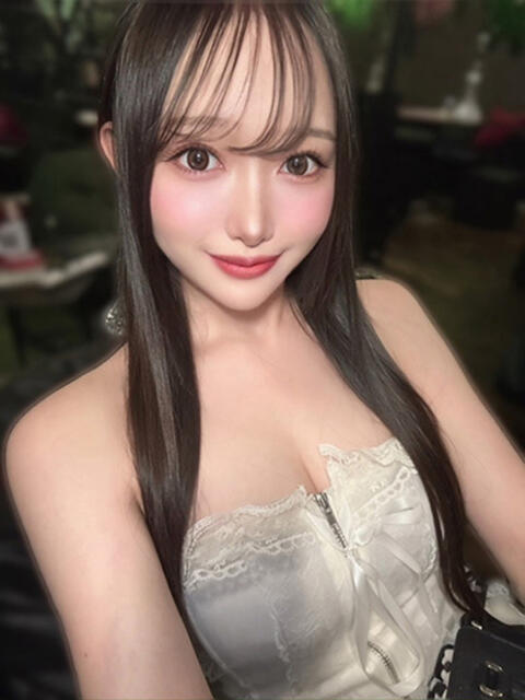 白咲シルク ウルトラロイヤル（デリヘル）