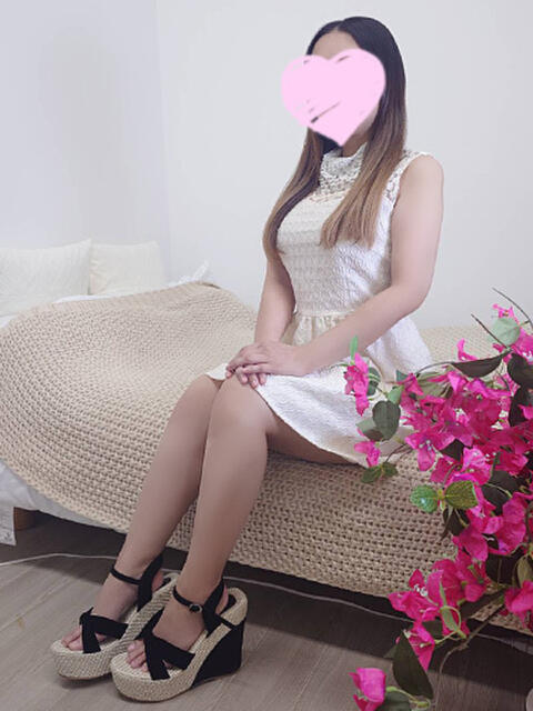 喜久里 しん HANA-okinawa-（人妻系デリヘル）
