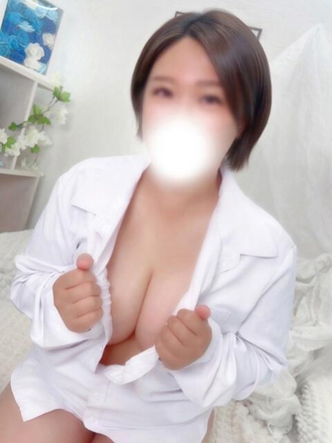 ひまわり マダムン谷九(人妻系ホテヘル)