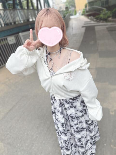 体験入店しろ『卒業したて18歳ミニマム爆乳美少女』 錦糸町派遣型JKリフレガチあい（派遣リフレ）