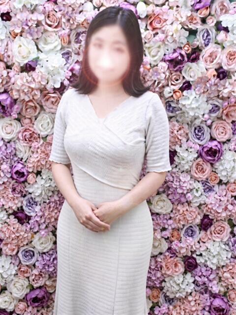 芹澤みおり 松戸人妻花壇(人妻デリヘル)