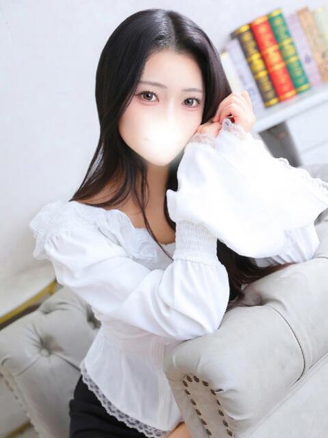 りりか★高学歴の潮吹き才女★ Chloe五反田本店　S級素人清楚系デリヘル（デリヘル）