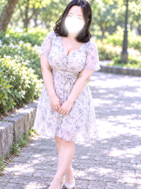 めぐみ 人妻夢想(人妻デリヘル)