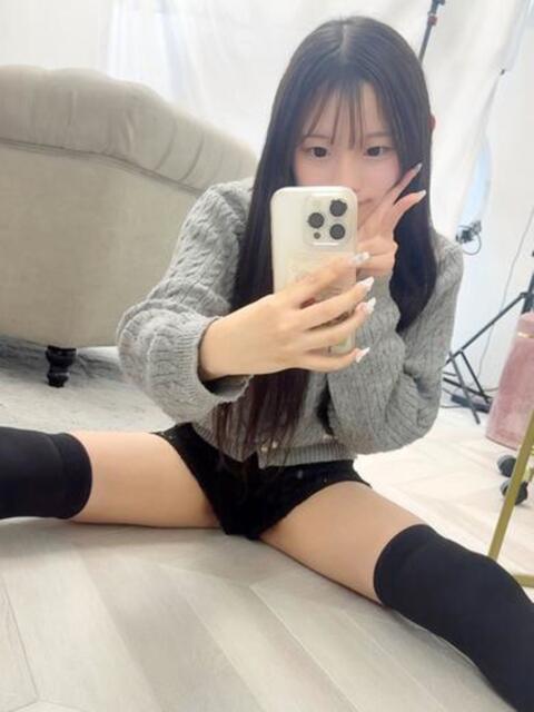 ヒトミ【可愛さ全開元気な19歳】 CLUB CHELSEA(クラブ チェルシー)福井（デリヘル）