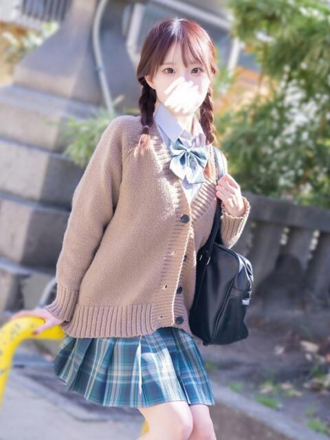雨宮 はな 夜這い&イメクラ妄想する女学生たち谷九校(ホテヘル)