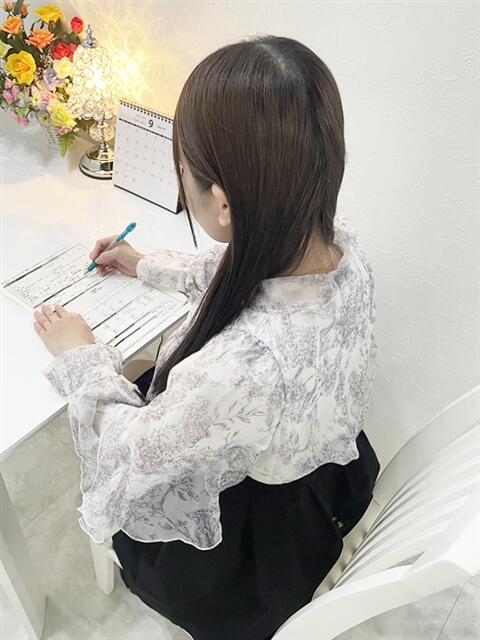 春菜 咲 人妻セレブ宮殿（人妻デリヘル）
