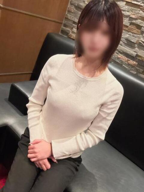 豊田いずな　現役キャバ嬢S美少女 ファーストクラス ルビー（ソープランド）