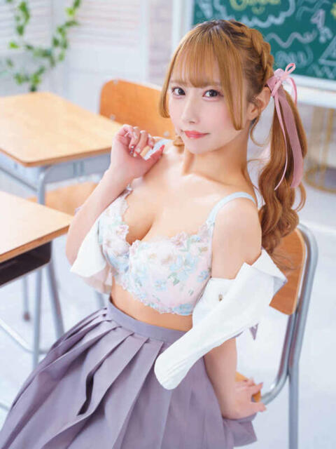 ありな クラスメイト(待ち合わせ&デリヘル)