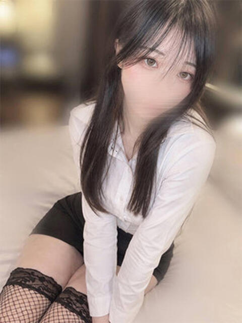 白崎れもん e女商事 池袋店（ホテヘル＆デリヘル）