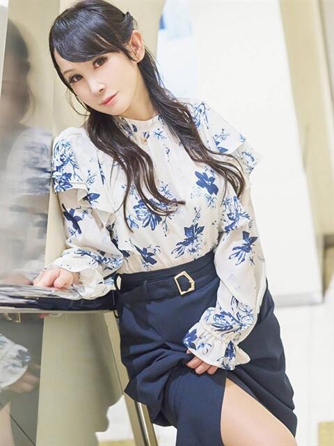 結城 愛美 昼妻夜 滋賀店（駅待ち合わせ人妻デリヘル）