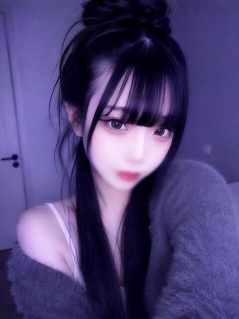 エリナ【二十歳の魅力に夢中】 CLUB CHELSEA(クラブ チェルシー)福井（デリヘル）
