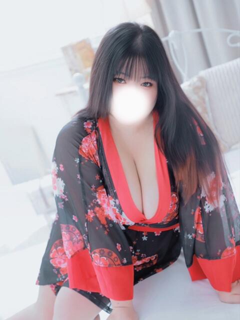 りなイラマ大好き変態介護士 ぽちゃぱい（ぽっちゃりデリヘル）