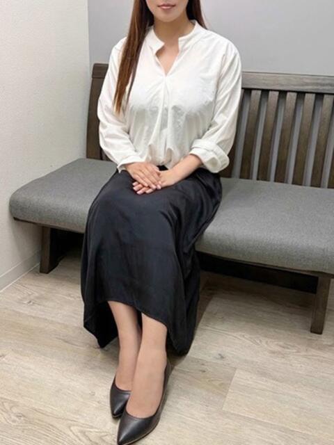 緋彩(ひいろ) PLUS梅田店（熟女デリヘル）