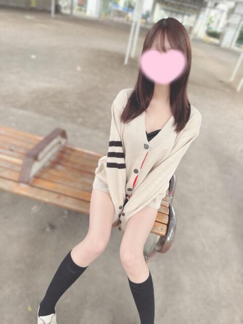 せりな『CM依頼待ってます 清楚の塊、童顔可愛い清楚美脚の四冠王』 錦糸町派遣型JKリフレガチあい(派遣リフレ)